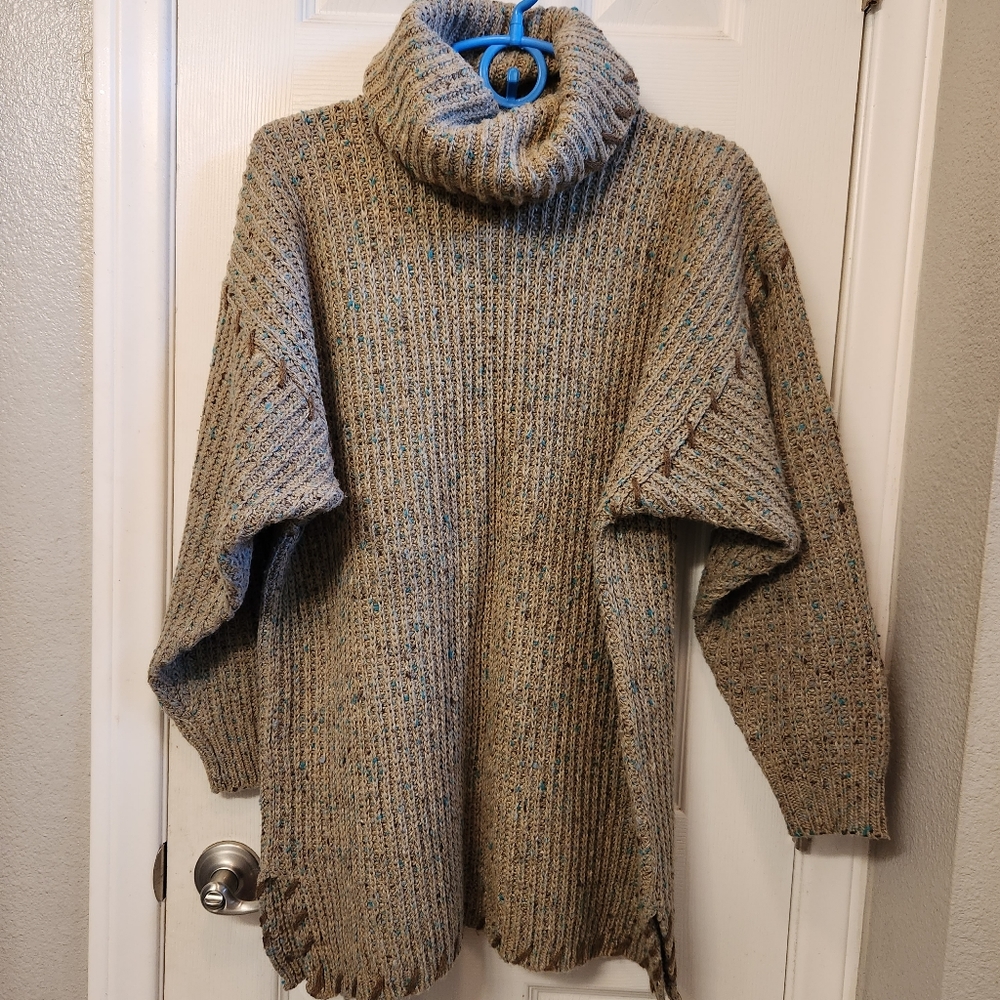 QPS vintage wool blend tunic sweater size M